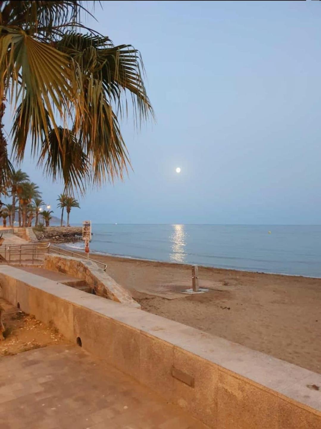 Vistas Al Mar Desde La Playa De El Rihuete En Puerto De Mazarron Apartamento Exterior foto